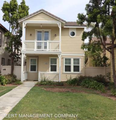 Main picture of 427 Garonne St
