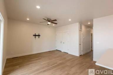 Main picture of 1800 7th Ave N
