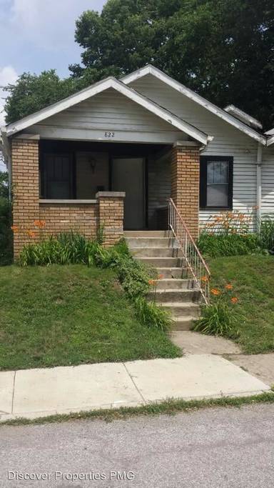 Main picture of 822 E 44th St