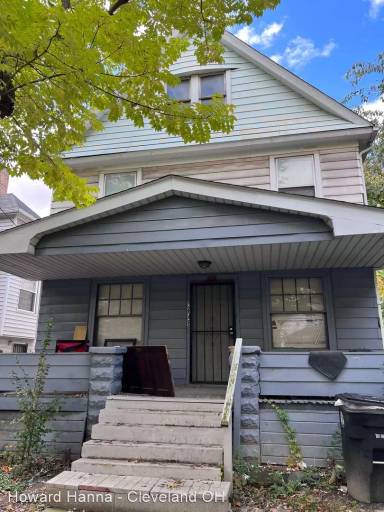 Main picture of 3648 E 55th St
