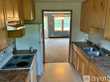 Main picture of 8994 Ivy Rd