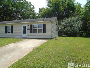 Main picture of 809 S Sumner St