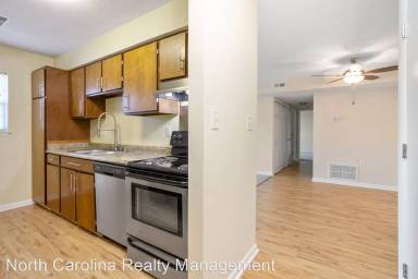 Main picture of 3102 Commerce Pl