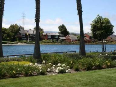 Main picture of 912 Beach Park Blvd