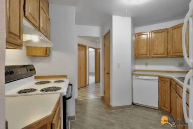 Main picture of Eagle Crest Condos