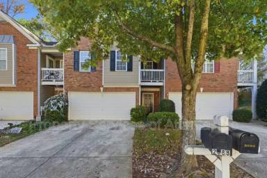 Main picture of 2088 Manhattan Pkwy