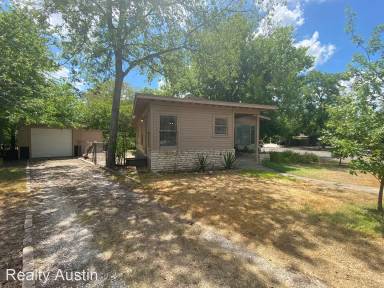 Main picture of 1300 Harriet Ct