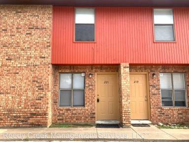 Main picture of 217 Shrum Ct