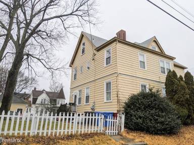 Main picture of 130 Norwood Ave