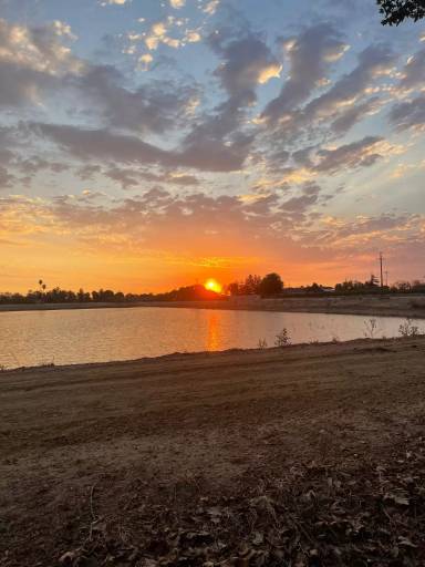 Main picture of 1383 E Clayton Ave