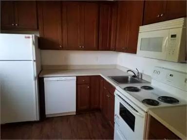 Main picture of 2110 Campus St