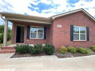 Main picture of 533 S Old Sevierville Pike