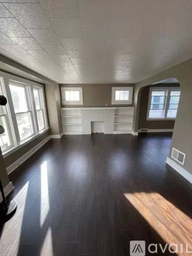 Main picture of 137 Shepard Ave