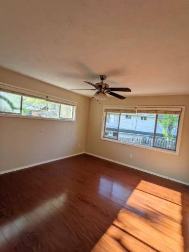 Main picture of 115 Biscayne Dr NW