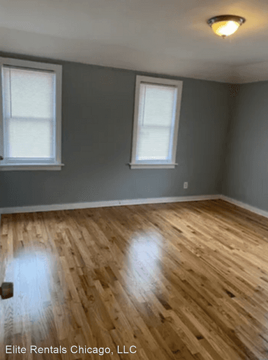 Main picture of 1135 E 81st St