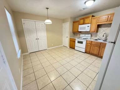 Main picture of 1106 Coffield St