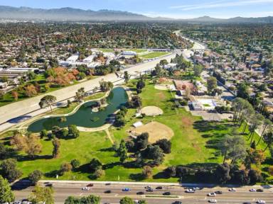 Main picture of 6324 Geyser Ave