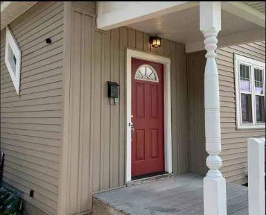 Main picture of 108 Carrier St NE