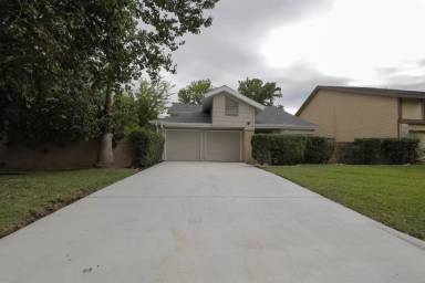 Main picture of 13531 Braeswest Dr
