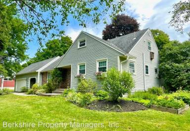 Main picture of 125 Mountain Dr