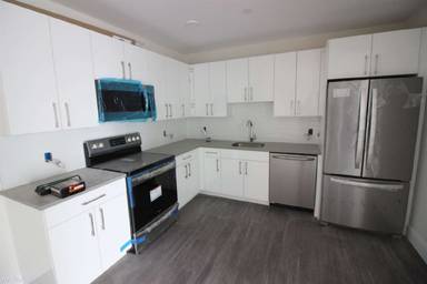 Main picture of 1065 Tremont St