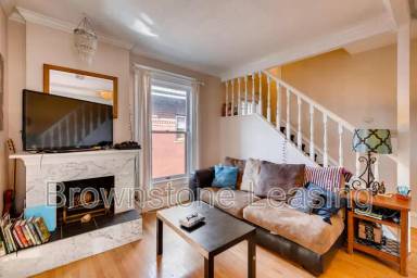 Main picture of 1035 N Marion St