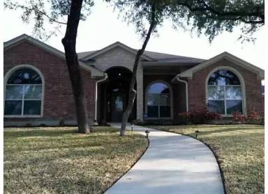 Main picture of 417 Wrought Iron Dr