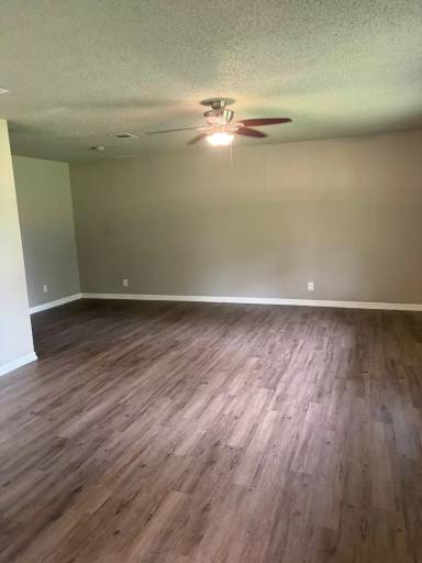 Main picture of 200 Ouida Dr