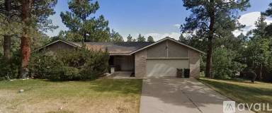 Main picture of 1242 Oak Dr