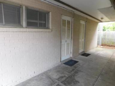 Main picture of 1804 E Ash St