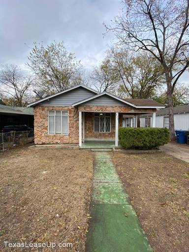 Main picture of 823 Angela St