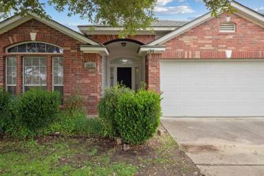 Main picture of 3625 Sandy Koufax Ln
