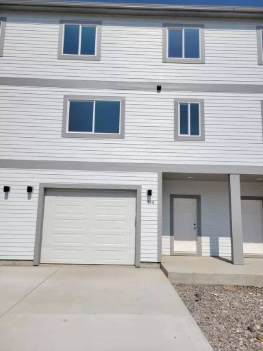 Main picture of 93 W Jefferson Ave