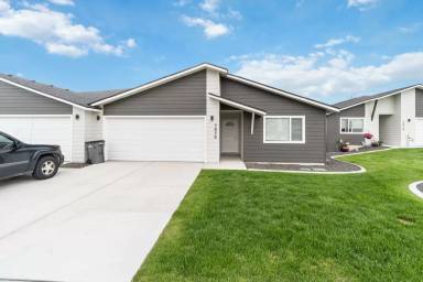 Main picture of 1514 N Bell St