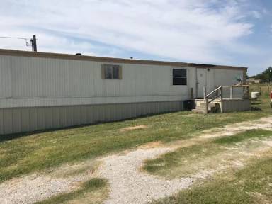 Main picture of 220 Baughman Hill Rd