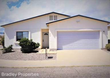 Main picture of 747 Four Winds Cir