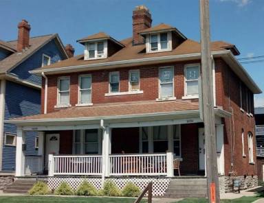 Main picture of 1610 Summit St