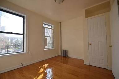 Main picture of 444 W 164th St
