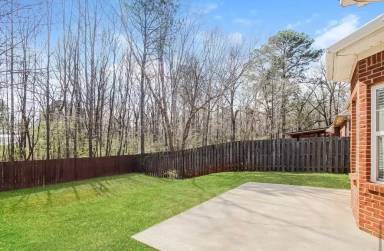 Main picture of 4633 Highgrove Dr