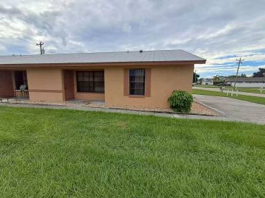 Main picture of 2304 SE 6th Ter