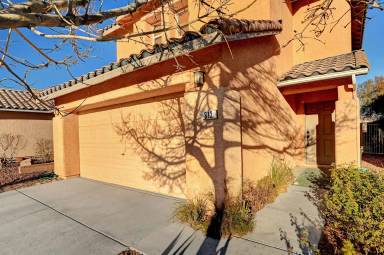 Main picture of 812 Sistine St