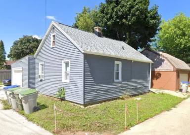 Main picture of 4416 N Houston Ave