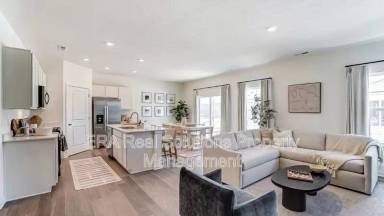 Main picture of 406 Emily Dr