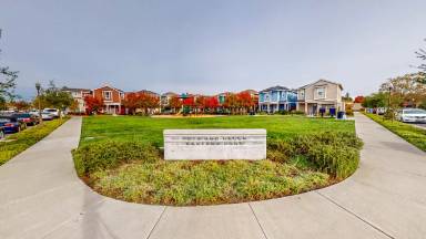 Main picture of 37 Lipton Way