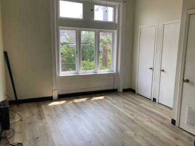 Main picture of 914 Western Ave