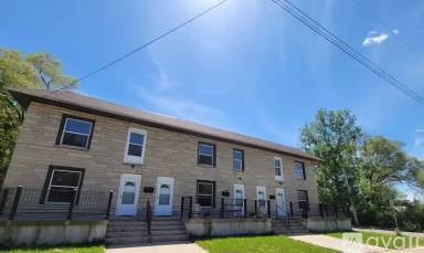 Main picture of 28 Groveland St
