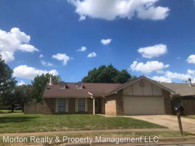 Main picture of 4210 Greencrest Dr