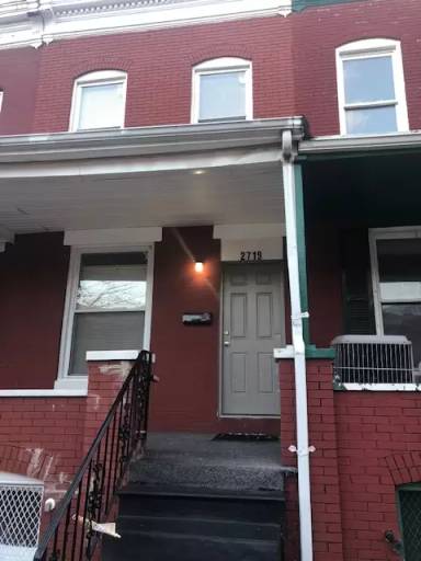 Main picture of 2755 W Fairmount Ave