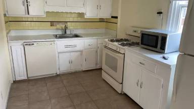 Main picture of 1100 Saint Vincent St