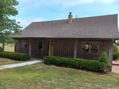 Main picture of 5360 State Highway 125 N